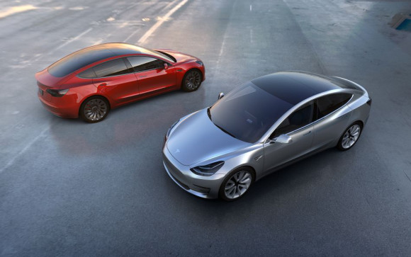 Video von erster Fahrt im Tesla 3 