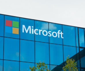 Microsoft-Schriftzug an Gebäude 