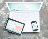 Laptop, Smartphone und Tablet