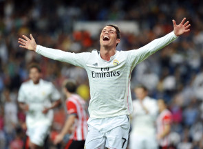 Cristiano Ronaldo bejubelt ein Tor 
