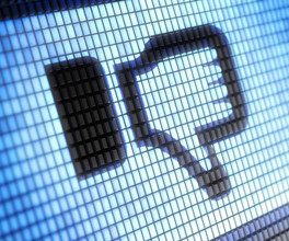 Symbolbild Facebook testet Symbol mit gesenktem Daumen im Messenger
