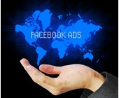 Facebook Ads Hand Weltkarte