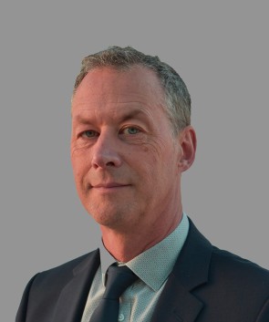 edorasware ernennt Paul Holmes-Higgin zum Chief Product Officer 