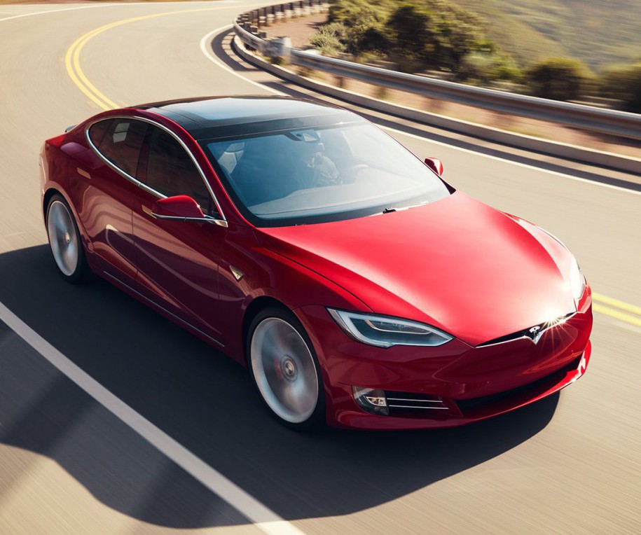 Tesla Motors ist wertvollster US-Autobauer - onlinepc.ch