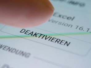 So Bloatware auf dem Smartphone entschärfen 