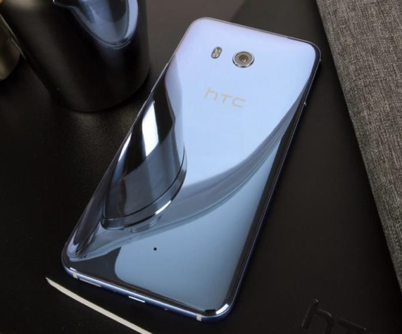 HTC U11 