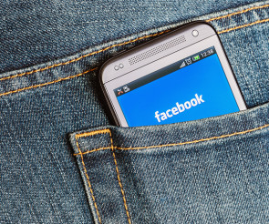 facebook smartphone hosentasche 