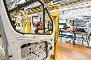 Van-Montage bei Daimler