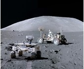 Audi Lunar Quattro besucht das LRV von Apollo 17
