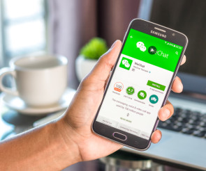 WeChat-App-Smartphone-Nutzer-Hand 