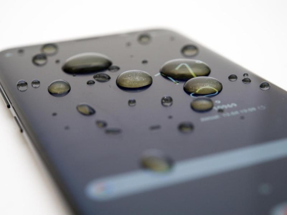 Was wasserdichte Technik beim Smartphone ausmacht 