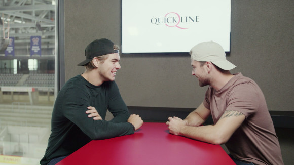 Quickline wirbt mit dem Eishockeyspieler Nico Hischier 